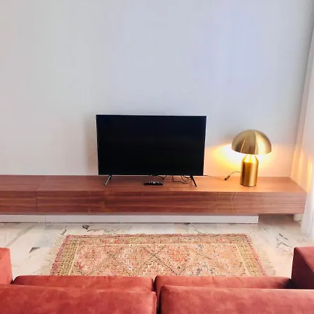 Youropo - Downtown Apartament