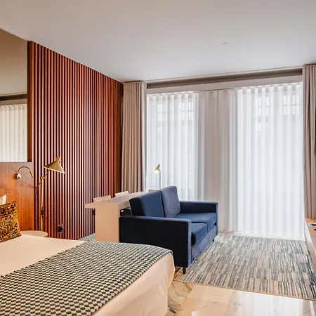 Youropo - Downtown Apartment