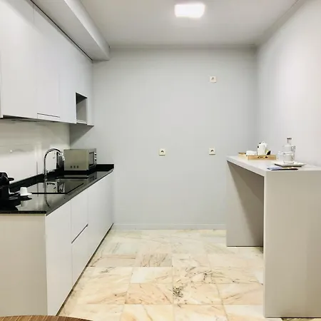 Youropo - Downtown * Порту