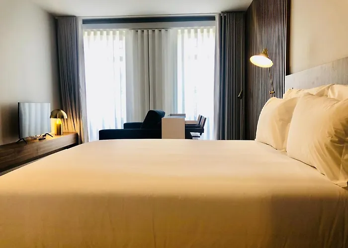 Youropo - Downtown Apartament