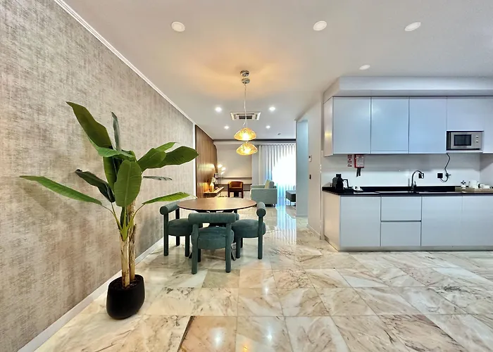 Youropo - Downtown Apartament *