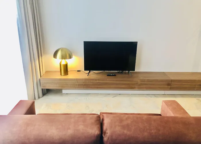 Youropo - Downtown Apartament